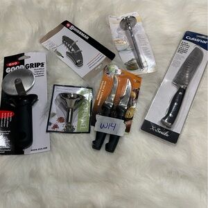 Oxo Kitchen Essentials Set with Black and Silver Accents